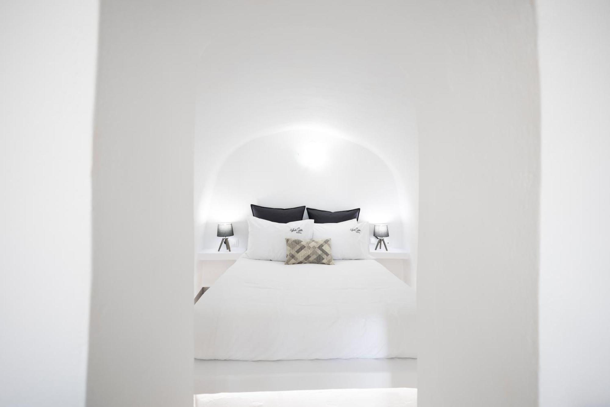 White Side Suites 伊亚 外观 照片