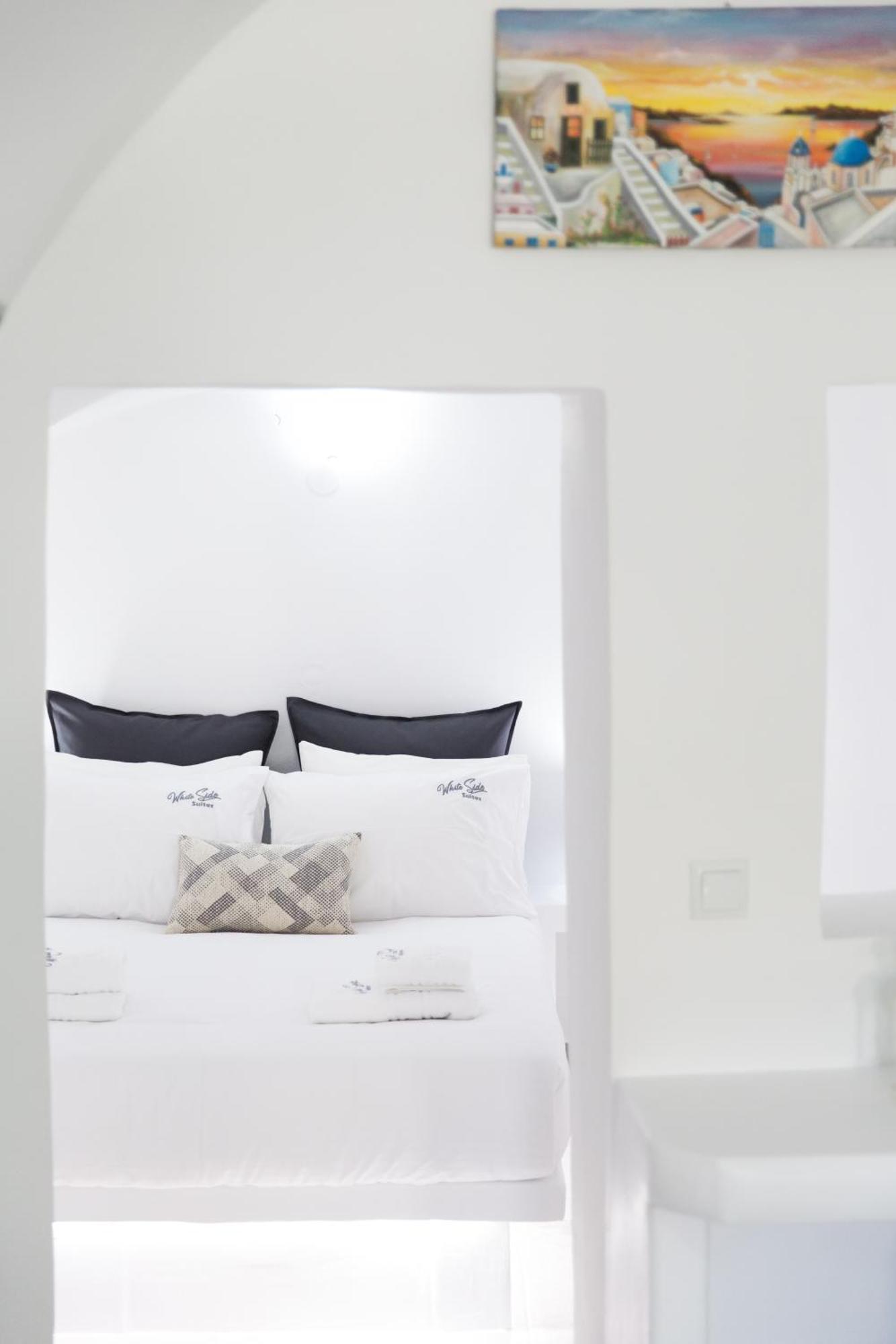 White Side Suites 伊亚 外观 照片